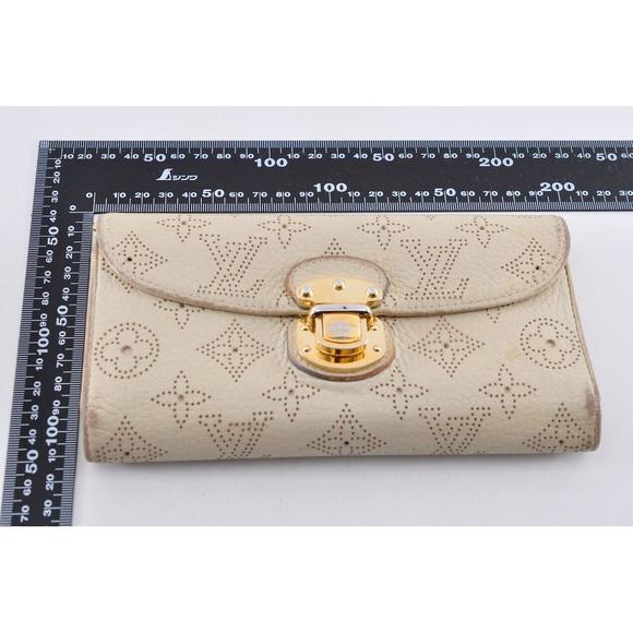 Louis Vuitton Lv Mahina Portefeuille #89099L70 - Picture 11 of 11